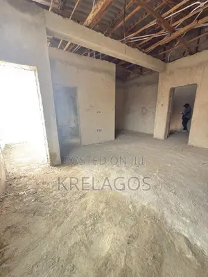 3bdrm Duplex In Orchid, Chevron For Sale