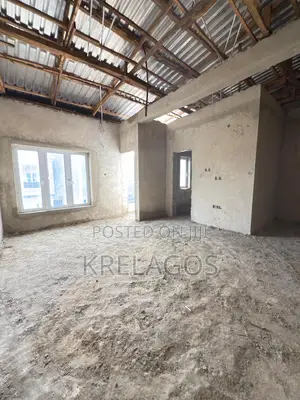 3bdrm Duplex In Orchid, Chevron For Sale