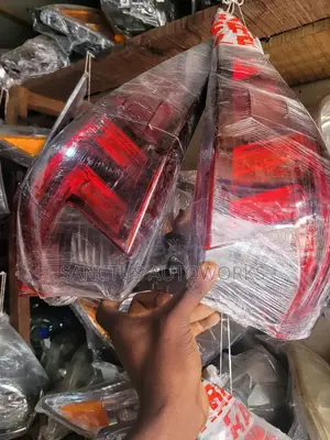 Rear Light Es350 2018