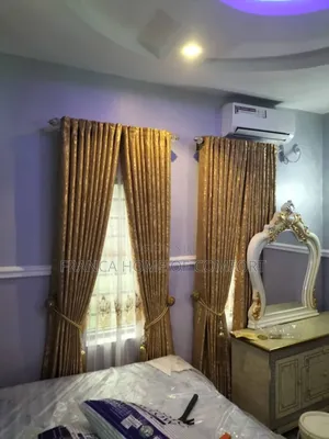 High Quality Curtain
