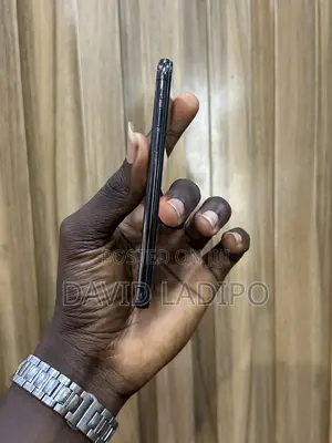 Apple iPhone X 64 GB Black