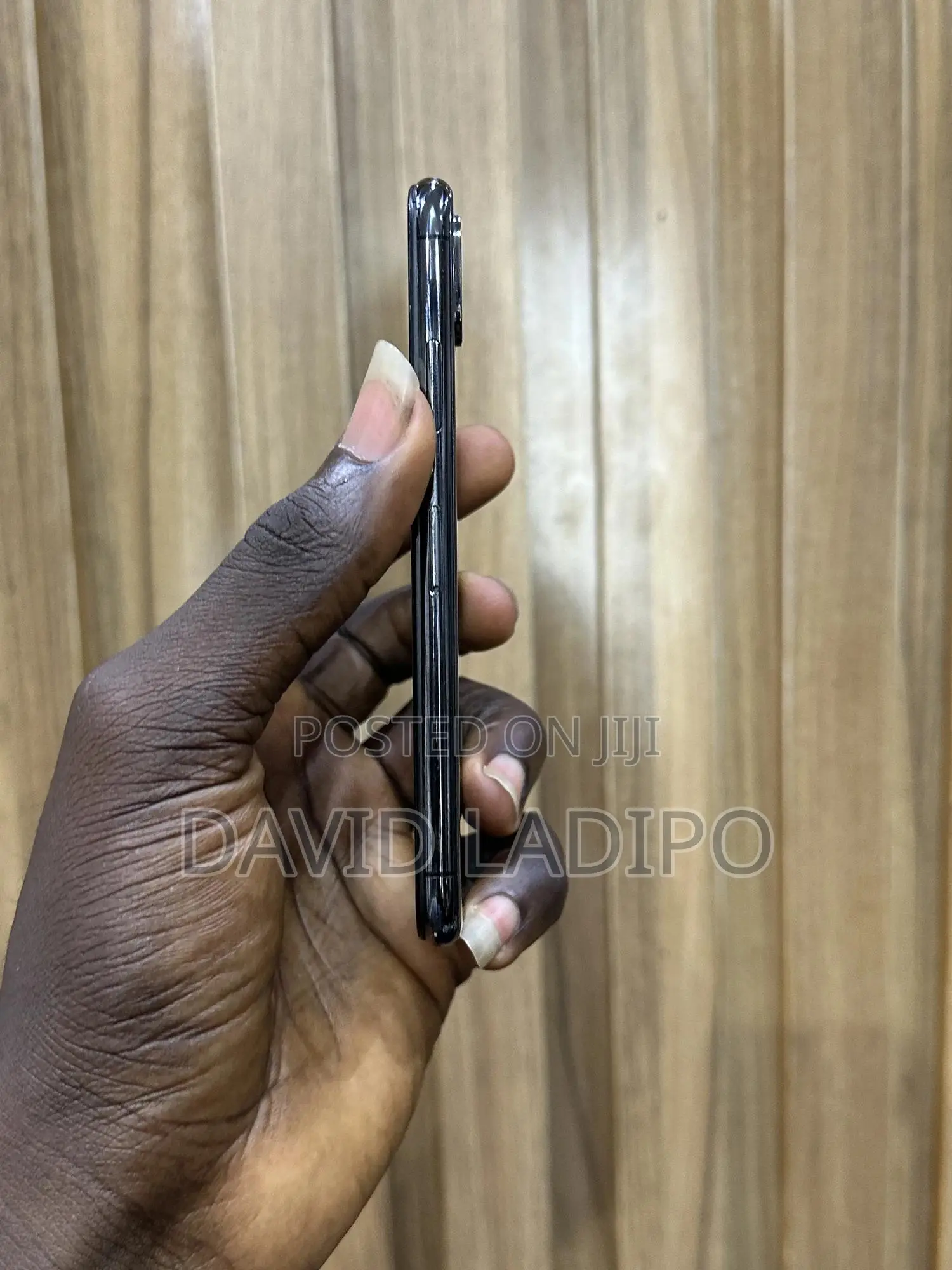 Apple iPhone X 64 GB Black