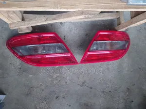 C300 2010 Set of Back Lights