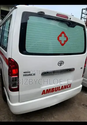 Toyota HiAce 2013 White