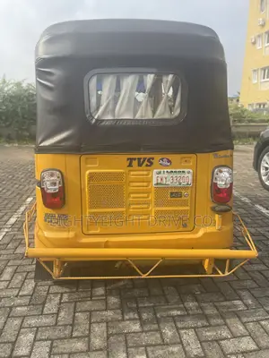 TVS King Cargo 2024 Yellow