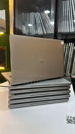 Laptop Dell Latitude 5300 16GB Intel Core I7 SSD 256GB