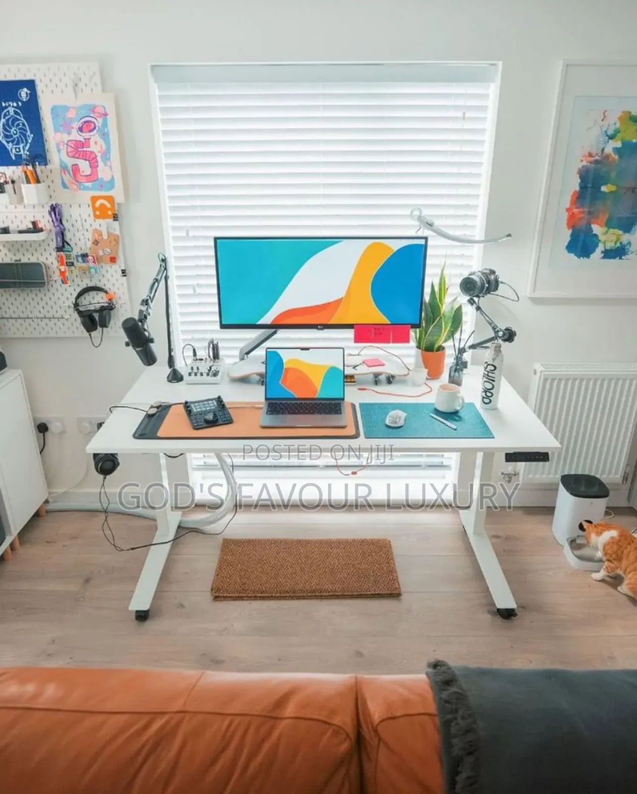 Home/Office Gaming Table (Motorised Adjustable Height)