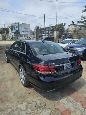 Mercedes-Benz E350 2012 Blue