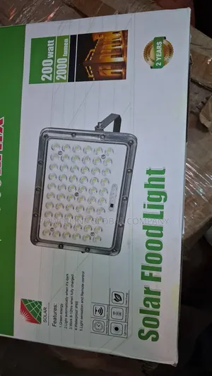 Solar Flood Light for Companies/ Homes/ Hotels/ Business Centres