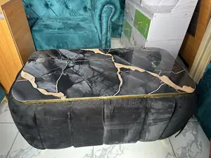 Upholstery Center Table Puff