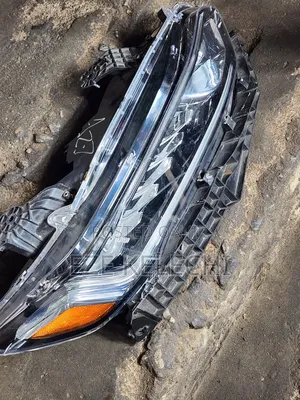Headlight Honda Accord 2019