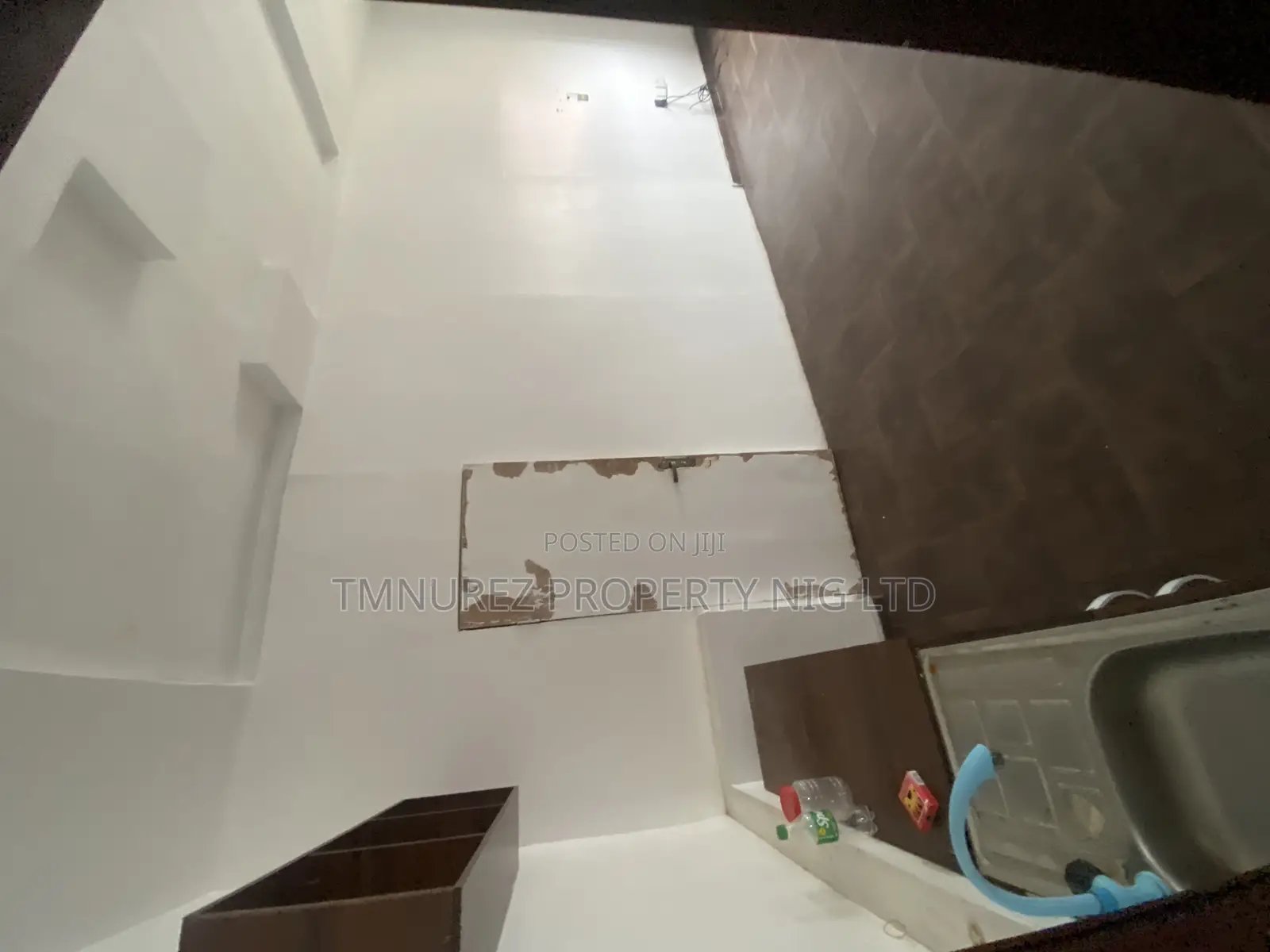 1bdrm Apartment in Agungi, Lekki for rent