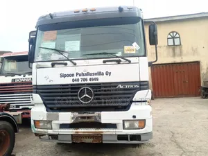 Mercedes Benz Actros Truck White 1998