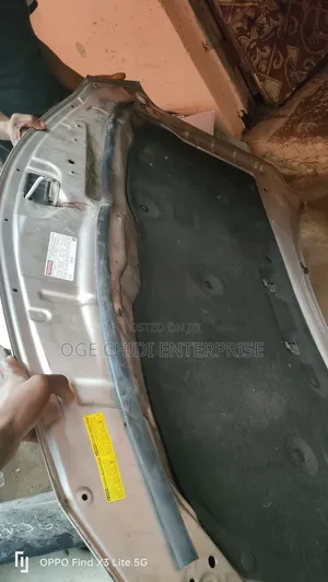 Bonnet Mat Camry 2010