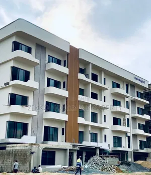 2bdrm Apartment in Off Freedom Way, Lekki for sale