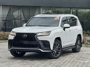 Lexus LX LX 600 2022 White