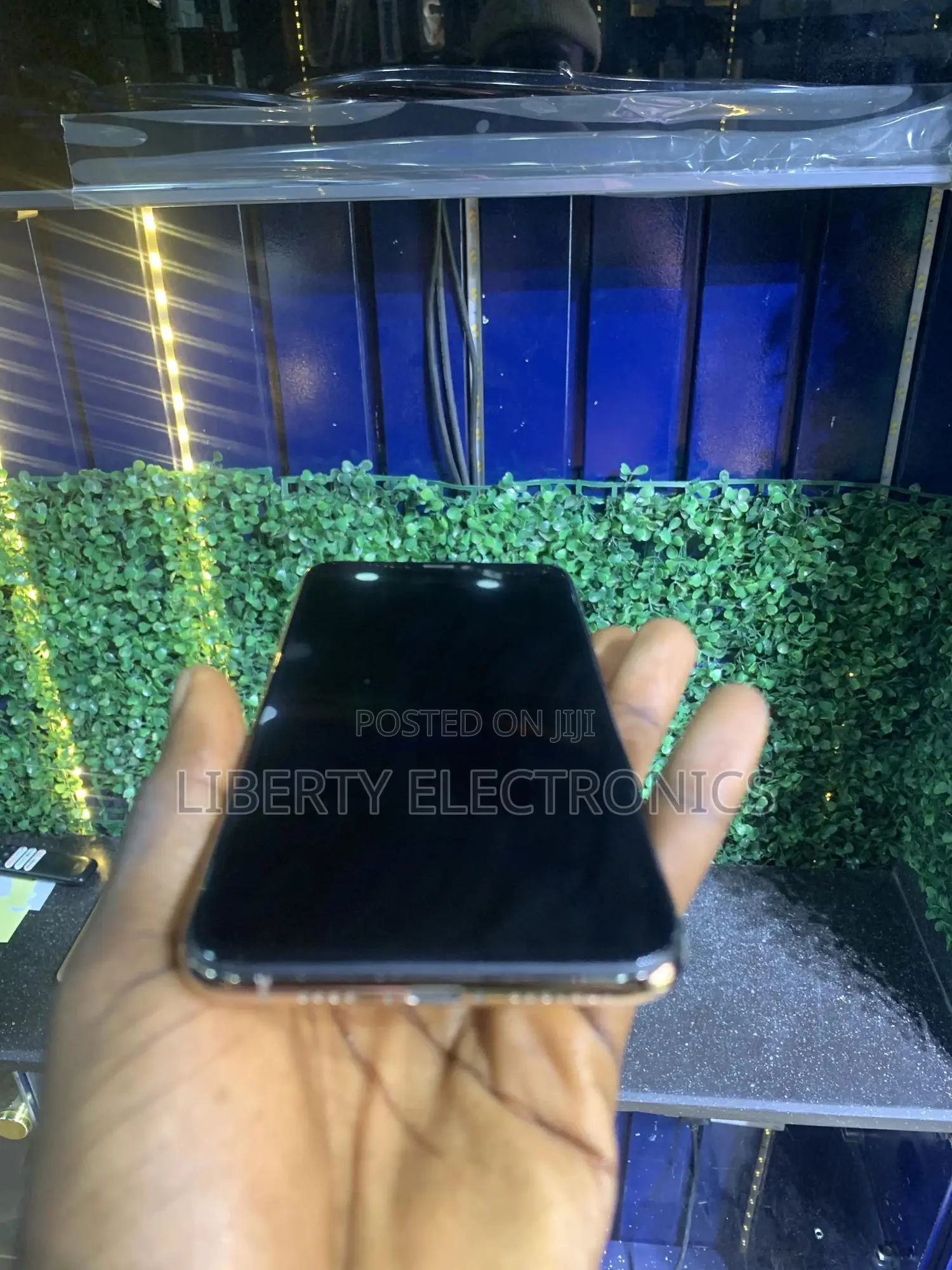 Apple iPhone XS Max 64 GB Gold