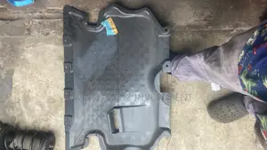 Engine Protector/Plastic Cover C300 (W205) 4matic