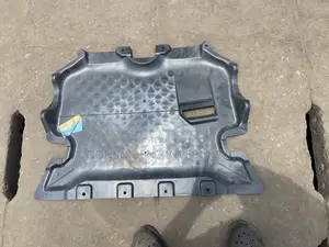 Engine Protector/Plastic Cover C300 (W205) 4matic