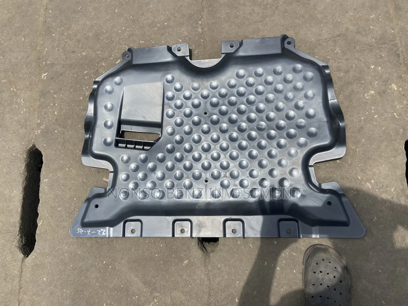 Engine Protector/Plastic Cover C300 (W205) 4matic