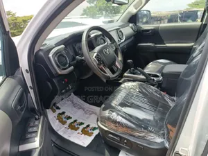 Toyota Tacoma Limited Double Cab 6' Bed V6 AT 2023 White