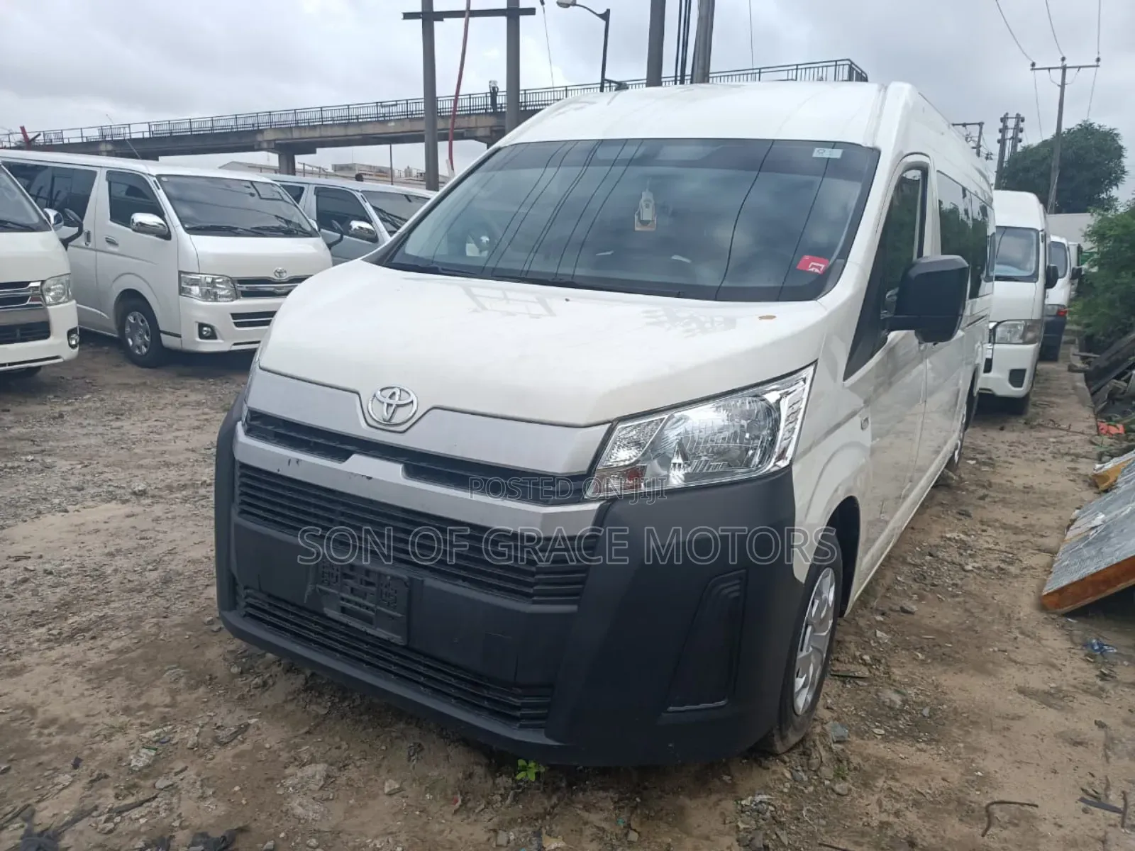 Toyota HiAce 2023 White