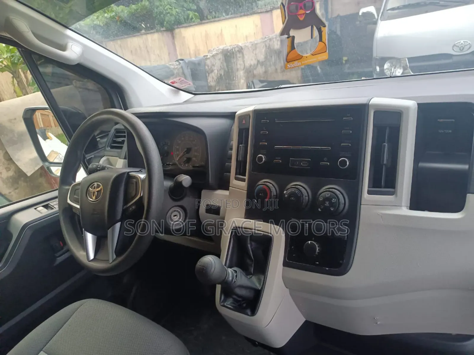 Toyota HiAce 2023 White