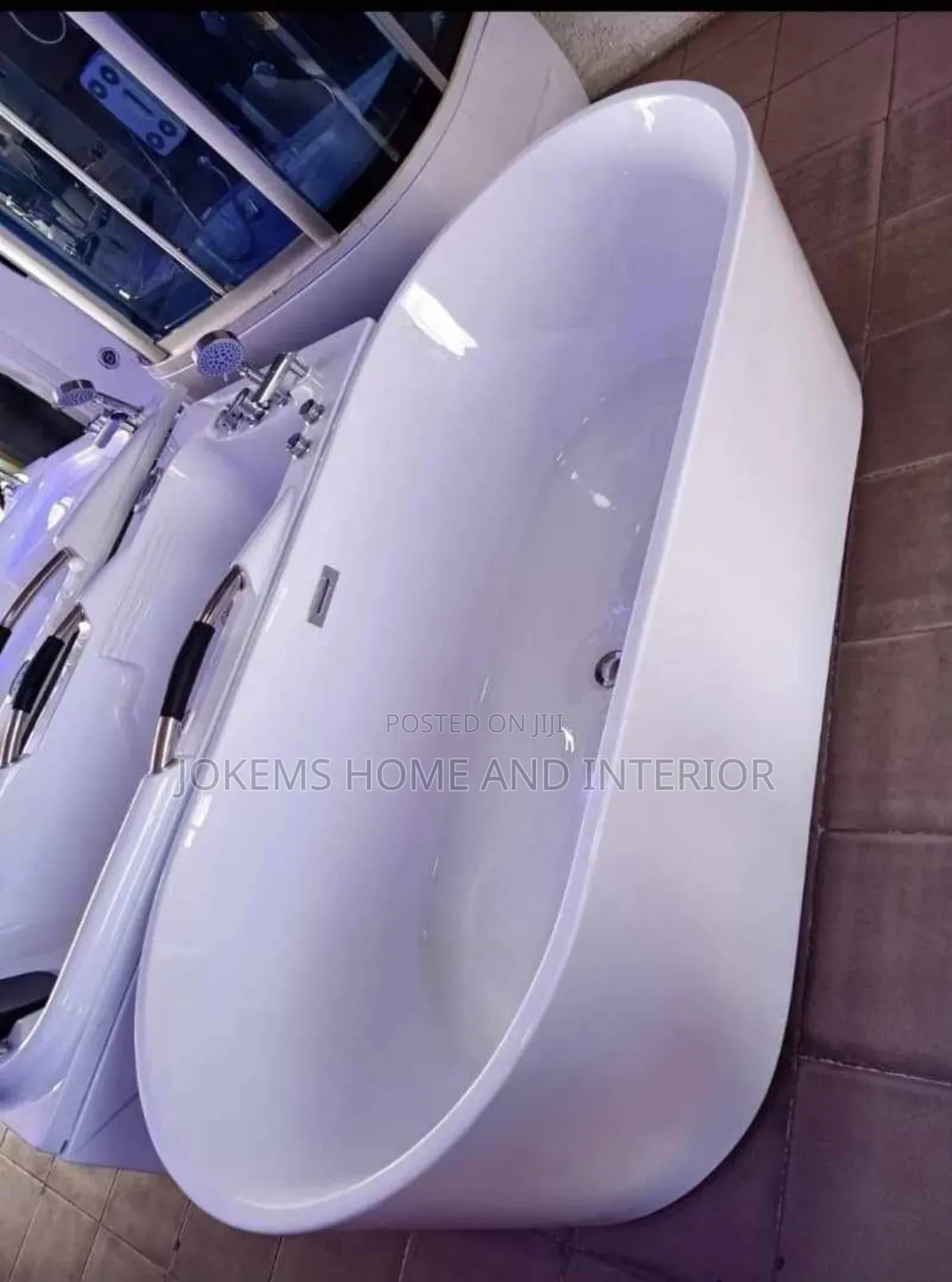 White Bathtub