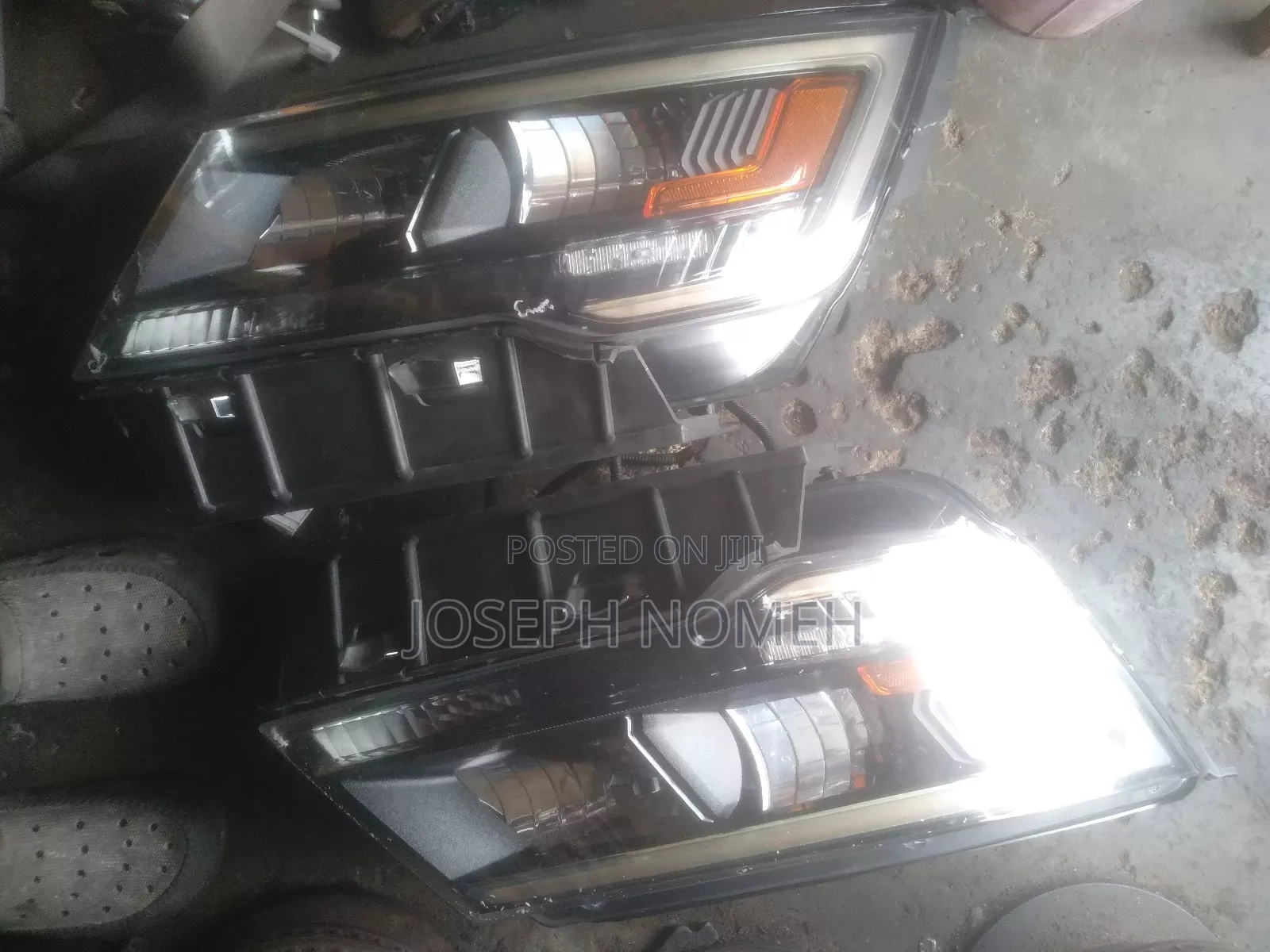 2017 Ford Explorer Headlight