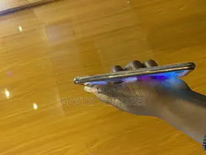 Apple iPhone 11 Pro Max 64 GB Gold