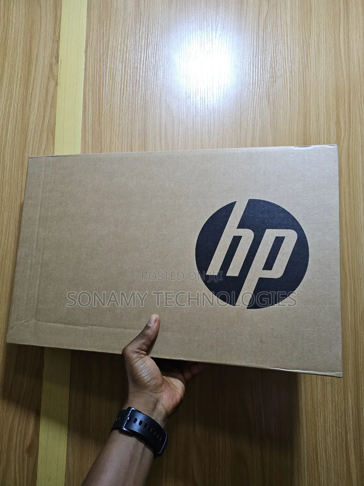 New Laptop HP 14-dq1088wm 8GB Intel Core i5 SSD 512GB
