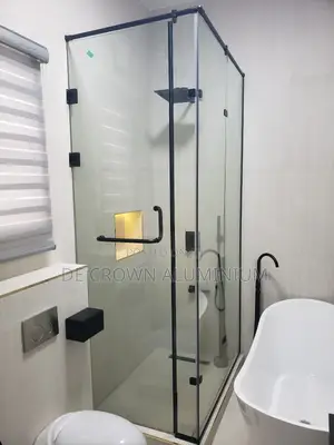Glass Cubicle With Accessories