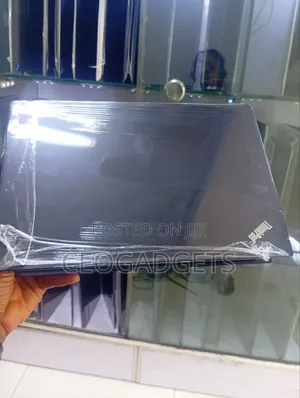Laptop Lenovo ThinkPad T470s 8GB Intel Core i5 SSD 256GB