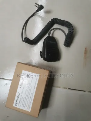 KMC 25 Kenwood Shoulder Microphone