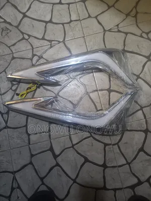 Front Bumper Spoiler Light for Prado