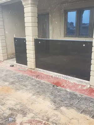 Entrance Balcony Hand Railings