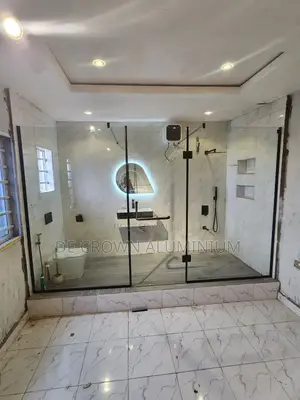 Bathroom Glass Shower Partition