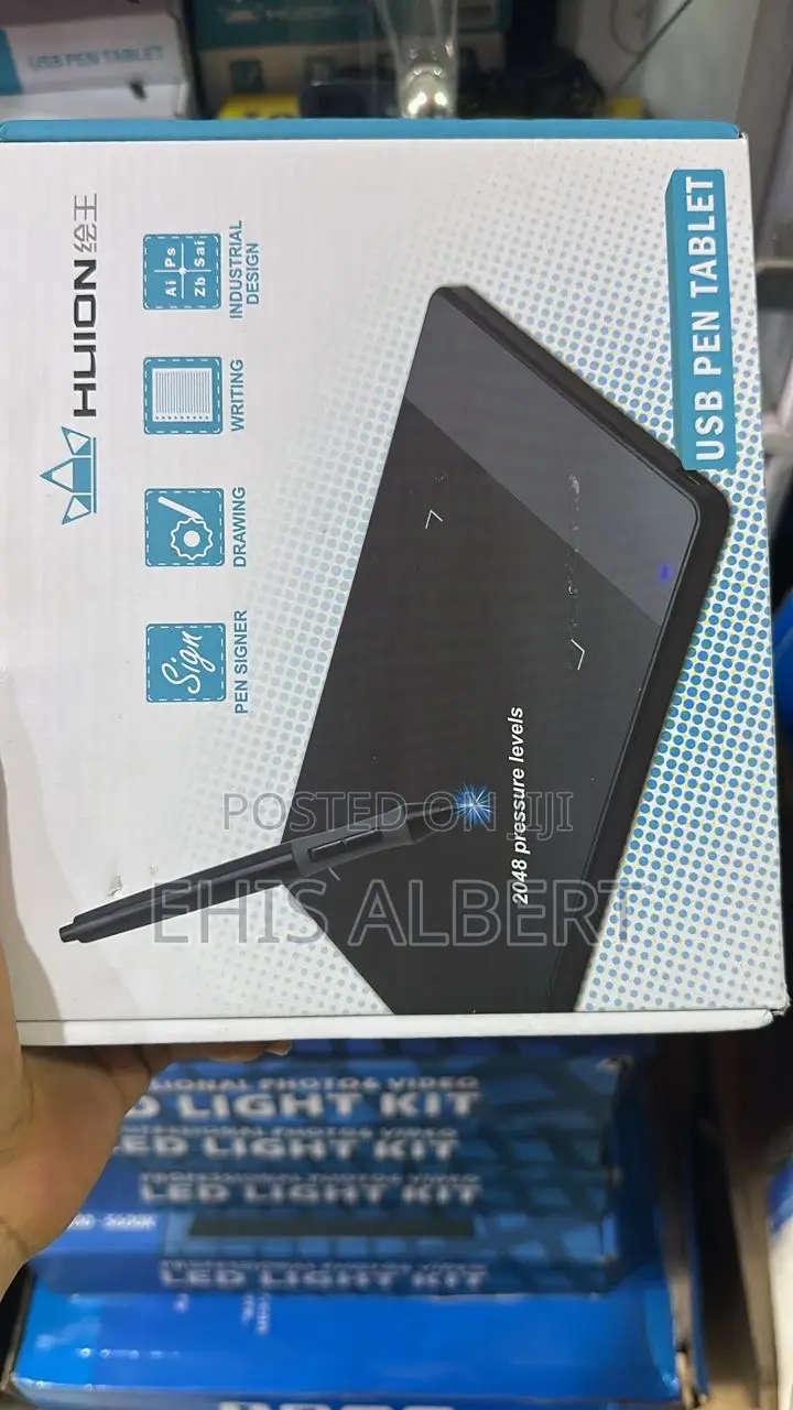 Huion 420 Graphics Tablet