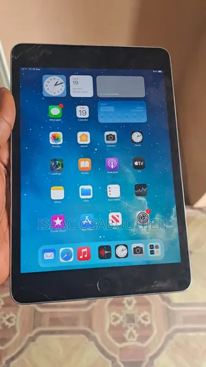 Apple iPad mini 4 128 GB Black