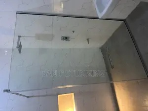 Single Glass Bathroom