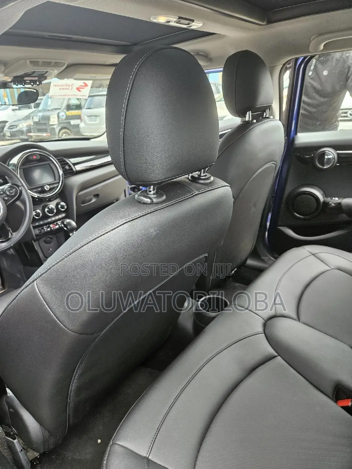 Mini Cooper 2019 Blue