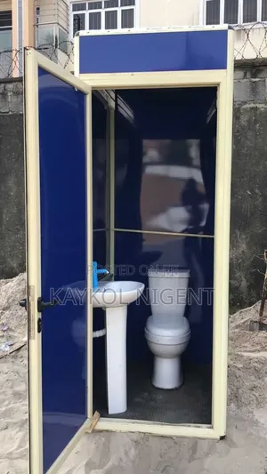 Conventional Mobile Toilet for Construction Sites