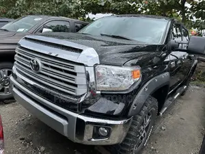 Toyota Tundra 2018 Black