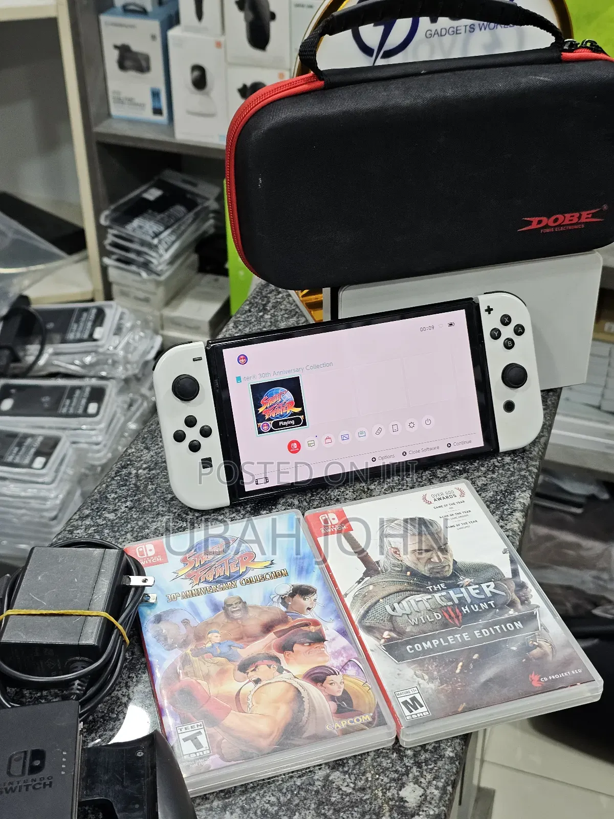 Clean Nintendo Switch Oled With 2 Games