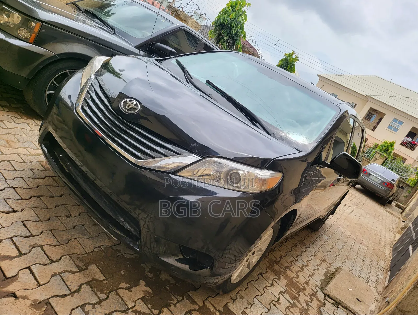 Toyota Sienna 2012 Black