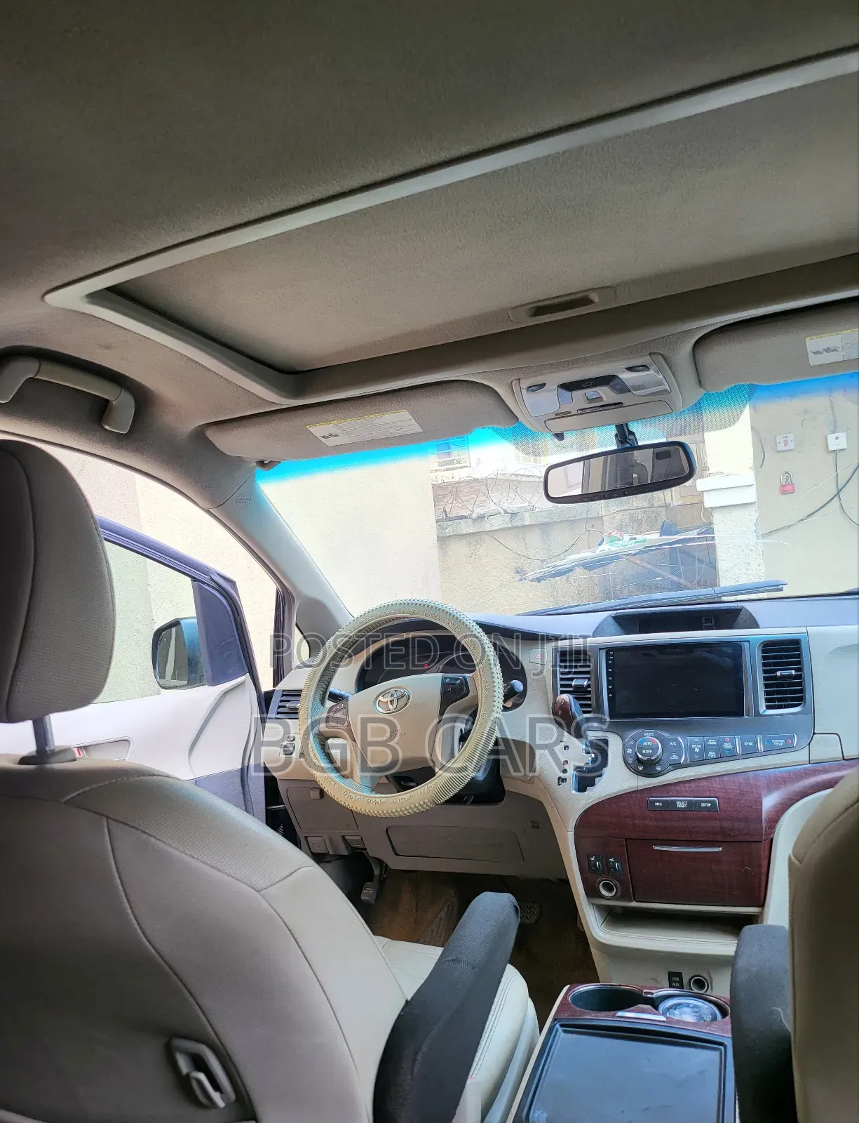 Toyota Sienna 2012 Black