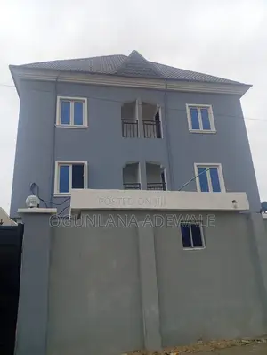 16bdrm Block of Flats in Hearthrow, Satelite Town for sale
