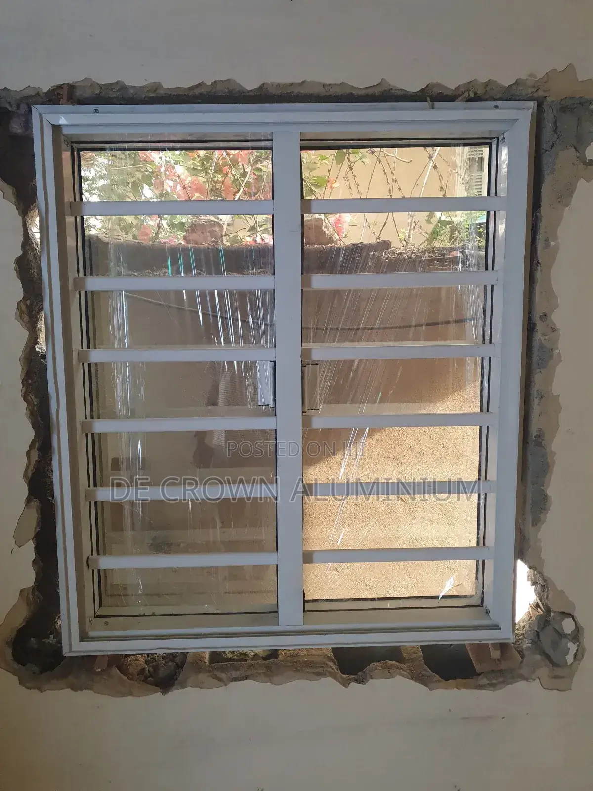 Frameles Aluminium Windows