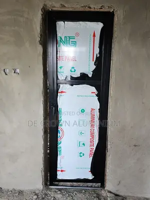 Aluminium Toilet Door