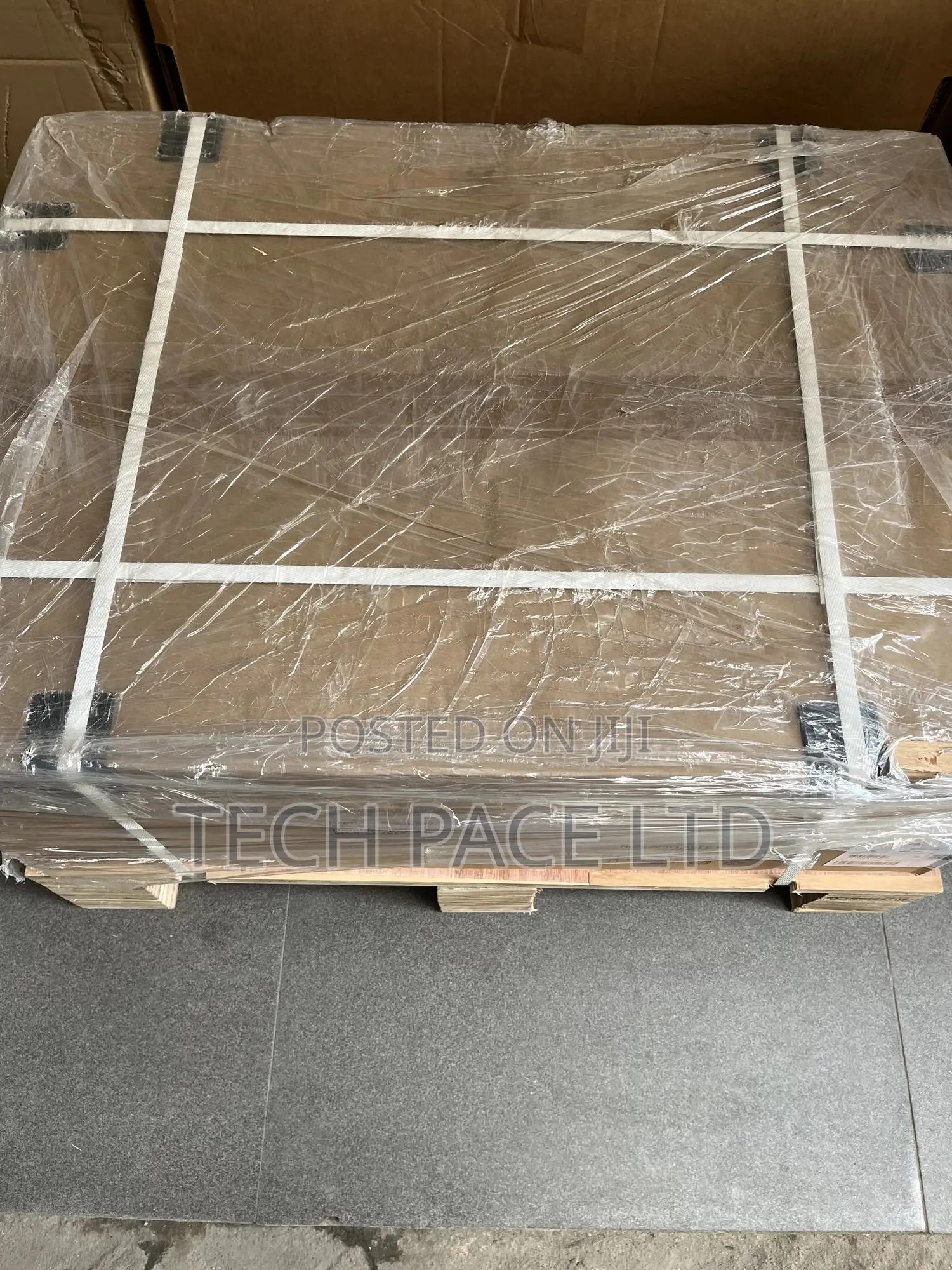 Apc Smart Ups Rt 5kva , 230v